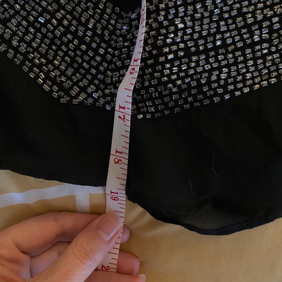 Silk beaded tank top! Says XS but fits sm-med - Picture 6 of 7